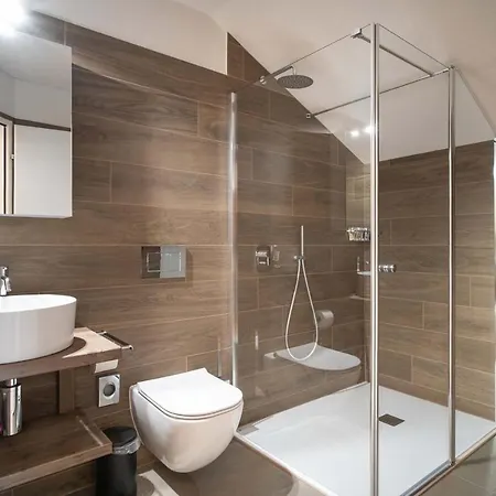 Relais Lucomagno 3*