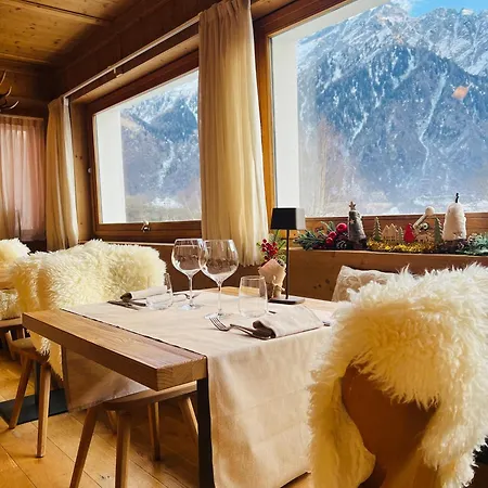 Relais Lucomagno Hotel 3*